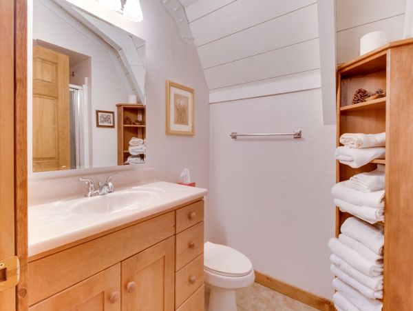 Lake Tahoe North Shore Home 978907