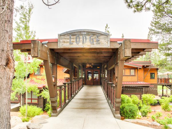 Lake Tahoe North Shore Home 978907