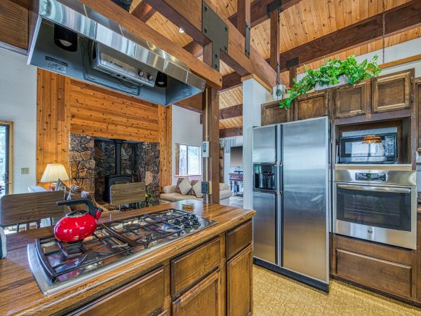Lake Tahoe North Shore Home 978908