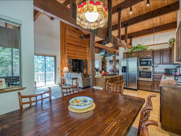 Lake Tahoe North Shore Home 978908