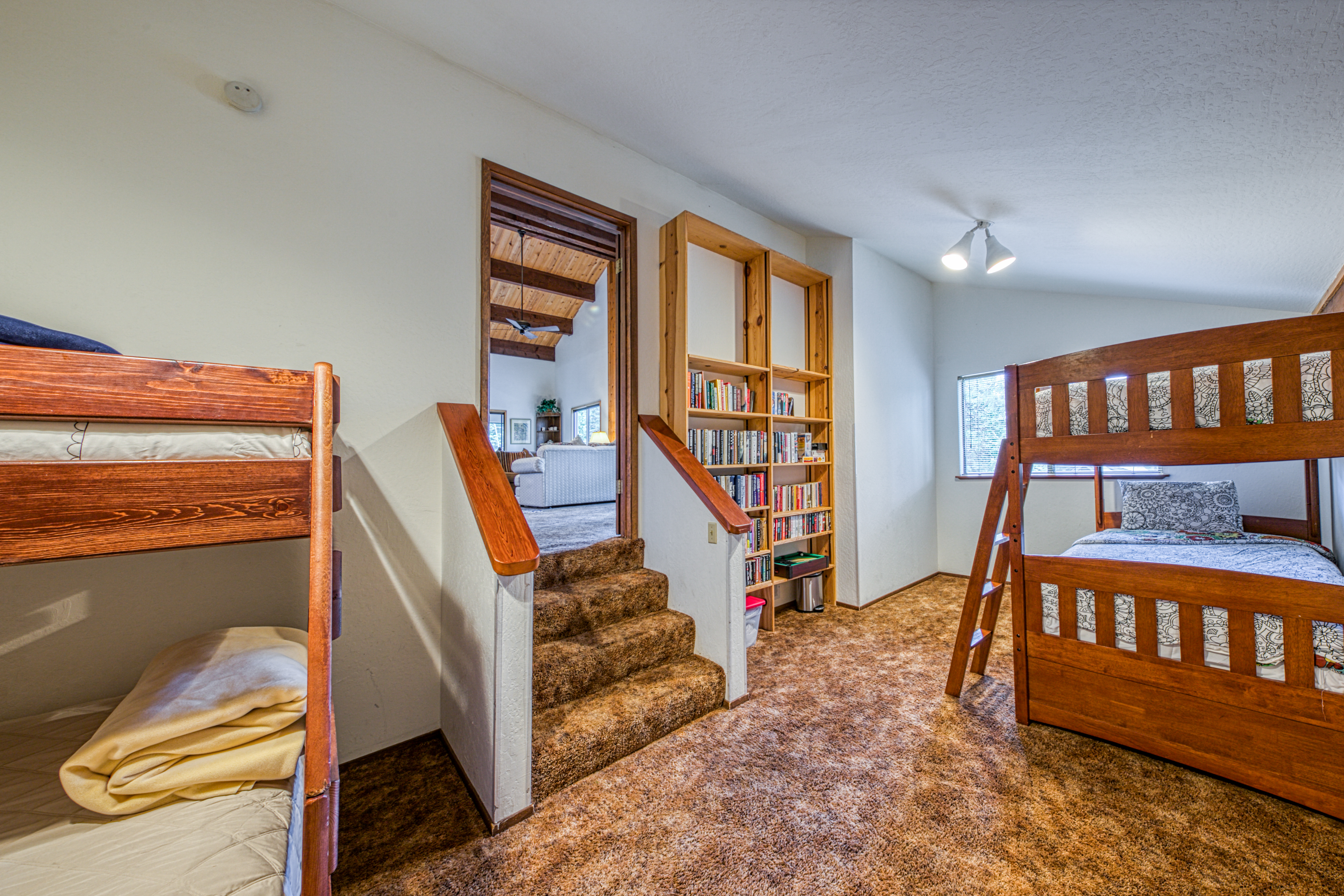 Lake Tahoe North Shore Home 978908