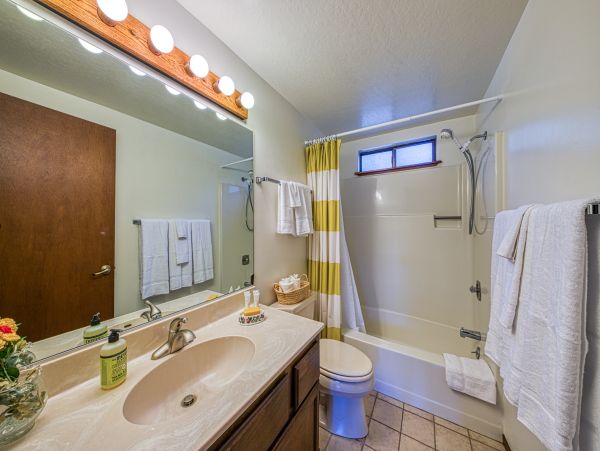 Lake Tahoe North Shore Home 978908