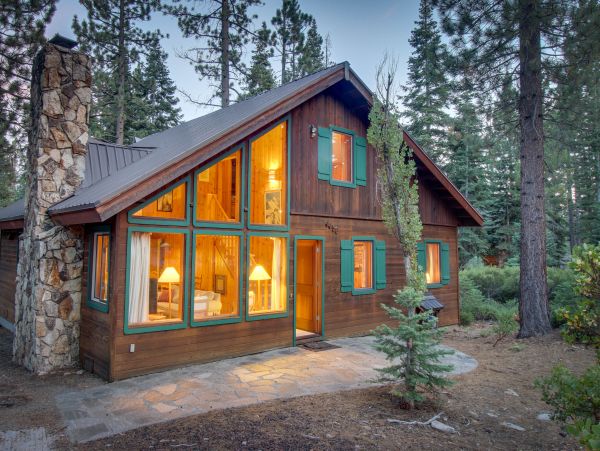 Lake Tahoe North Shore Home 978909
