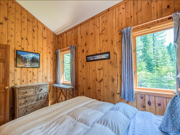 Lake Tahoe North Shore Home 978909