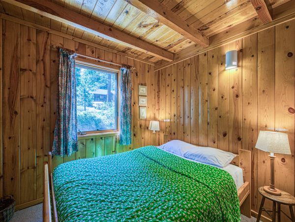 Lake Tahoe North Shore Home 978909
