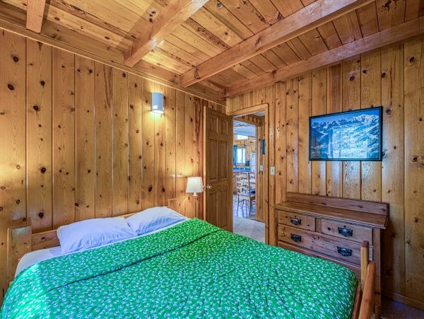 Lake Tahoe North Shore Home 978909
