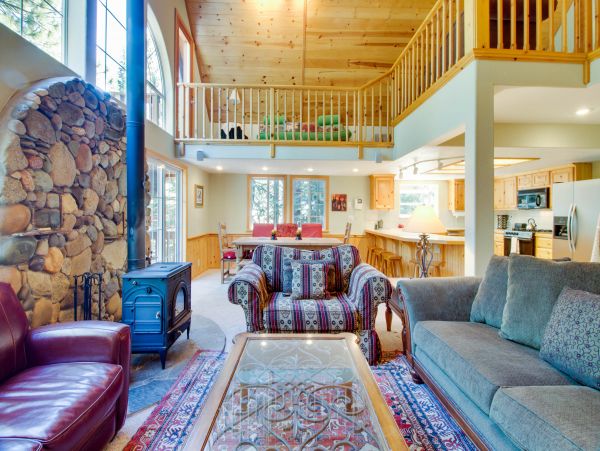 Lake Tahoe North Shore Home 978910