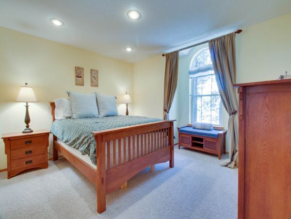 Lake Tahoe North Shore Home 978910