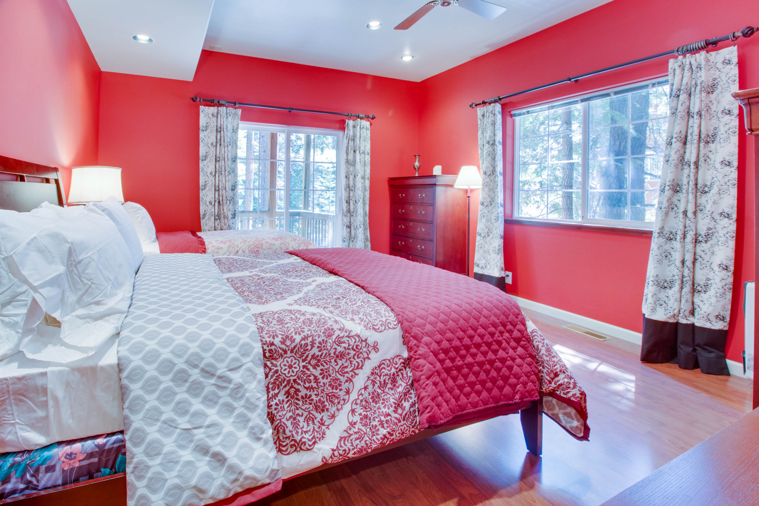 Lake Tahoe North Shore Home 978910