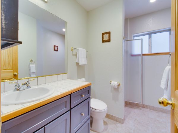 Lake Tahoe North Shore Home 978910