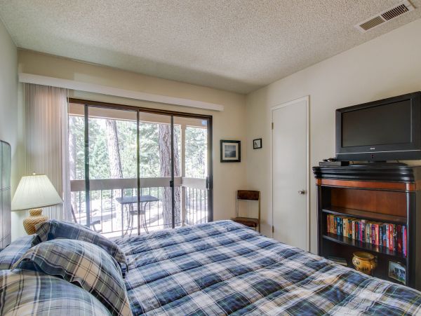 Lake Tahoe North Shore Home 978911