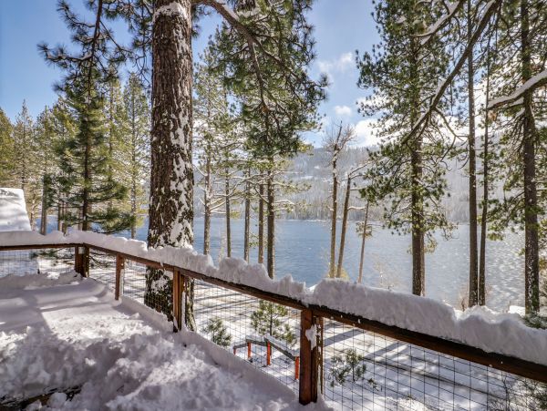 Lake Tahoe North Shore Home 978912