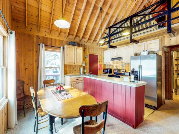 Lake Tahoe North Shore Home 978912