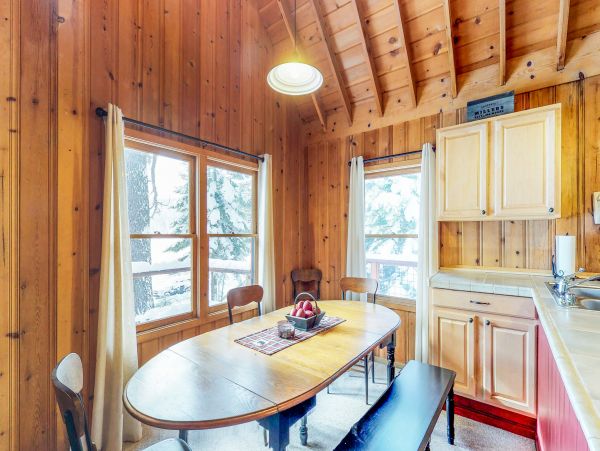 Lake Tahoe North Shore Home 978912
