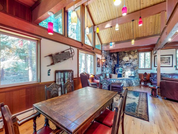 Lake Tahoe North Shore Home 978913