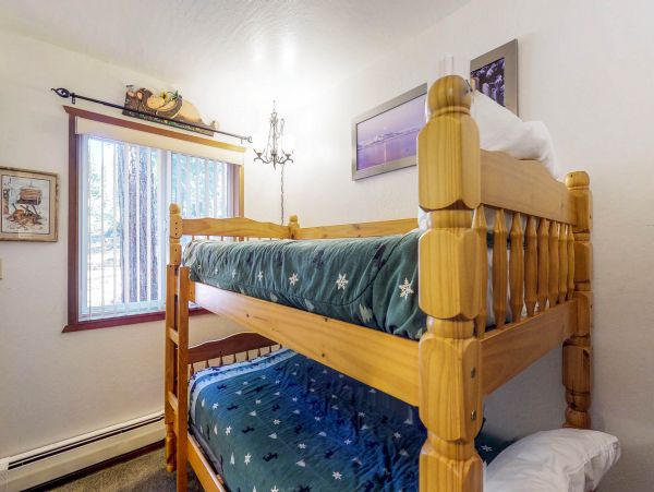 Lake Tahoe North Shore Home 978913