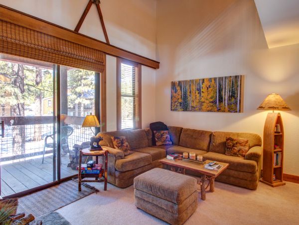 Lake Tahoe North Shore Home 978914