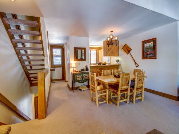 Lake Tahoe North Shore Home 978914