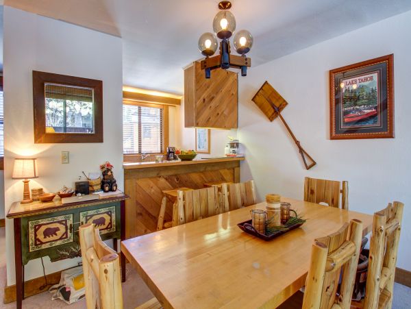 Lake Tahoe North Shore Home 978914