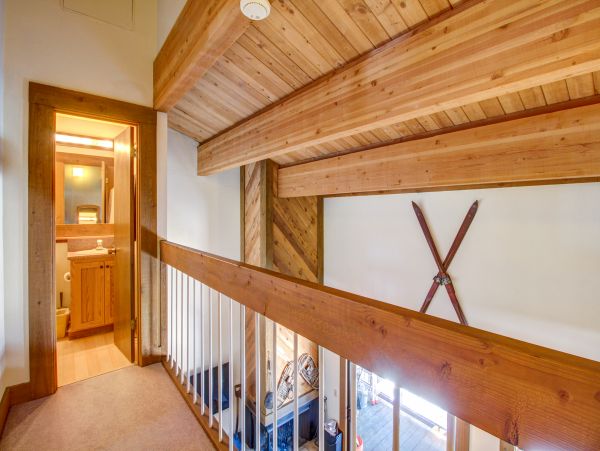 Lake Tahoe North Shore Home 978914