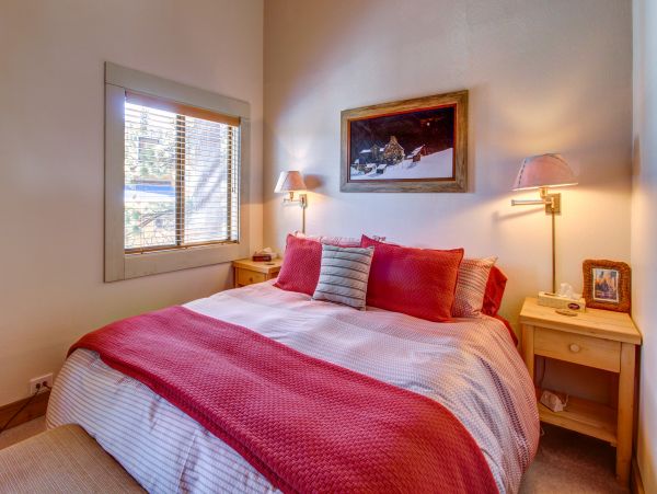 Lake Tahoe North Shore Home 978914