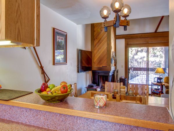 Lake Tahoe North Shore Home 978914