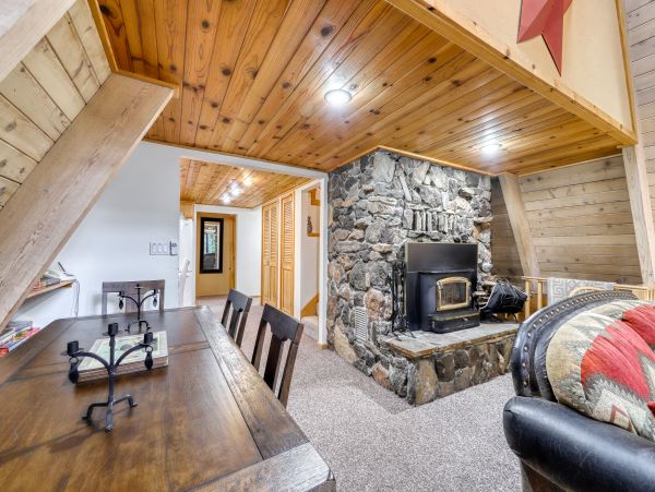 Lake Tahoe North Shore Home 978915