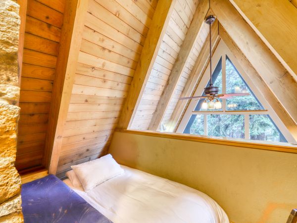 Lake Tahoe North Shore Home 978915