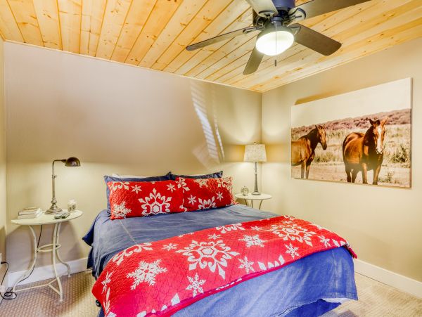 Lake Tahoe North Shore Home 978916