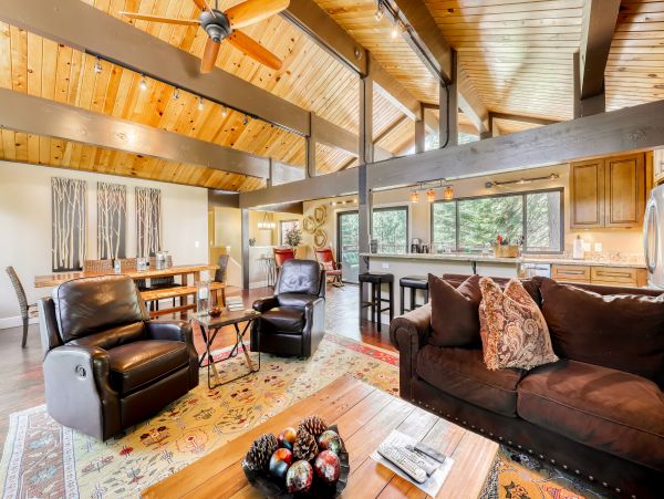 Lake Tahoe North Shore Home 978916
