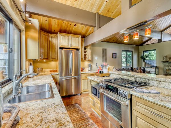 Lake Tahoe North Shore Home 978916