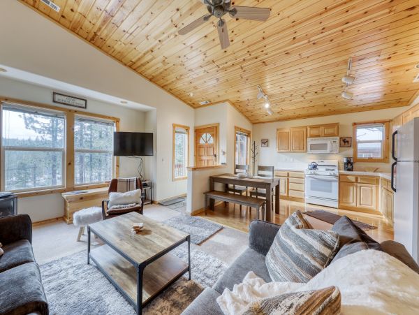Lake Tahoe North Shore Home 978917