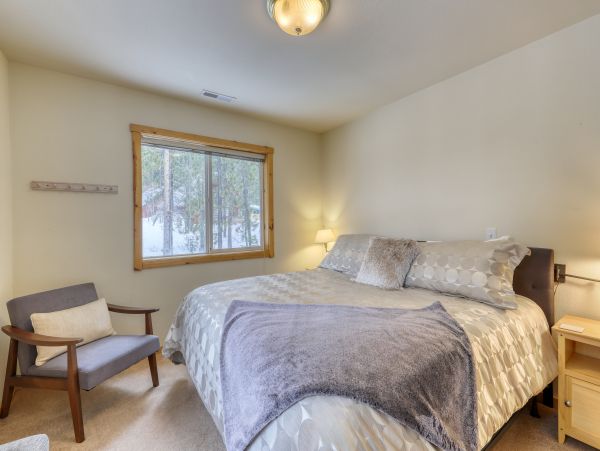 Lake Tahoe North Shore Home 978917