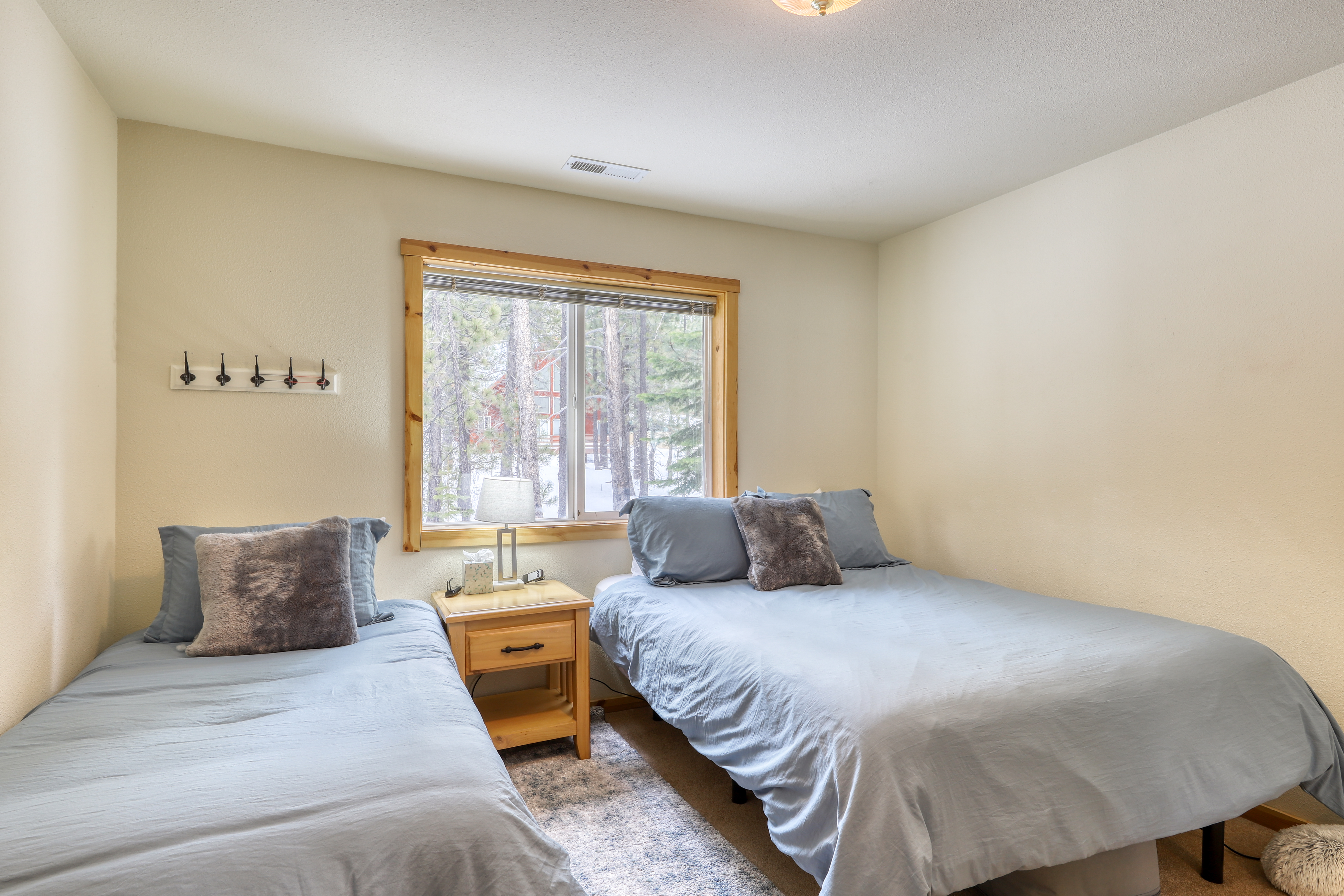 Lake Tahoe North Shore Home 978917