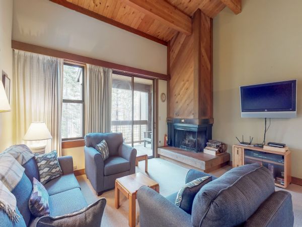 Lake Tahoe North Shore Home 978918