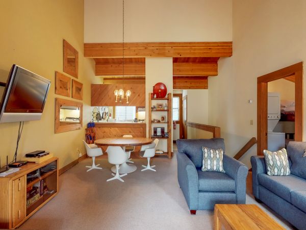 Lake Tahoe North Shore Home 978918