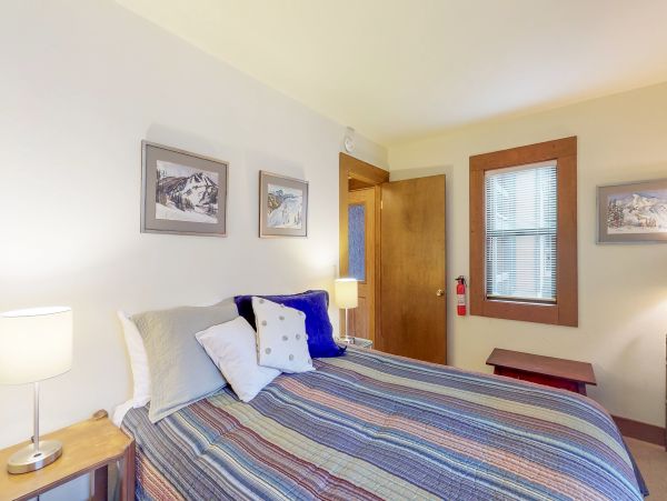Lake Tahoe North Shore Home 978918