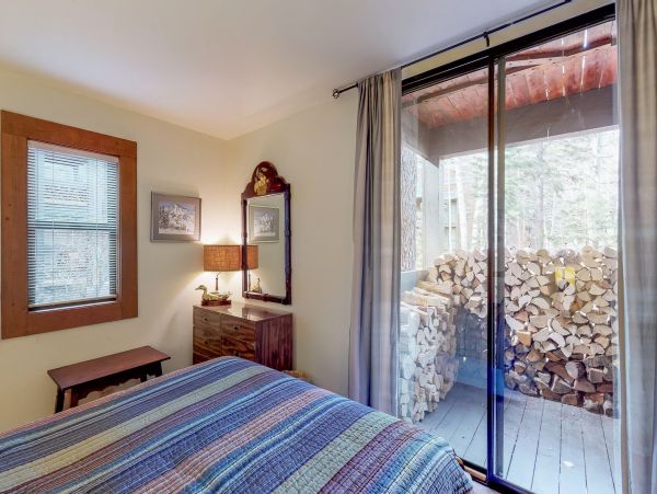 Lake Tahoe North Shore Home 978918