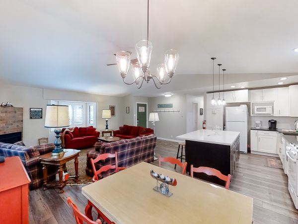 Lake Tahoe North Shore Home 978919