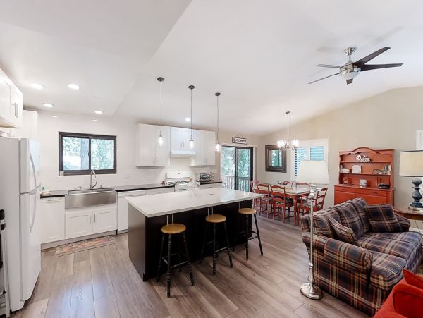 Lake Tahoe North Shore Home 978919