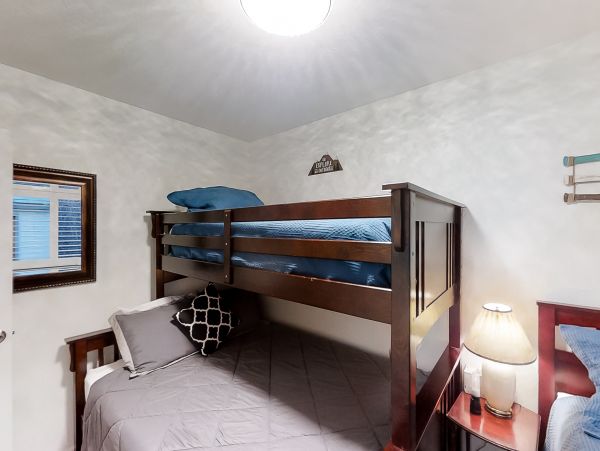 Lake Tahoe North Shore Home 978919