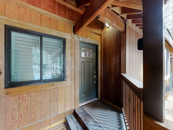 Lake Tahoe North Shore Home 978919
