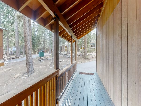 Lake Tahoe North Shore Home 978919