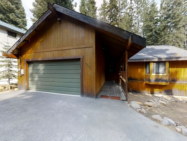 Lake Tahoe North Shore Home 978919
