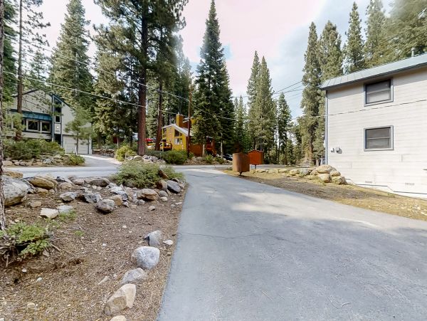 Lake Tahoe North Shore Home 978919