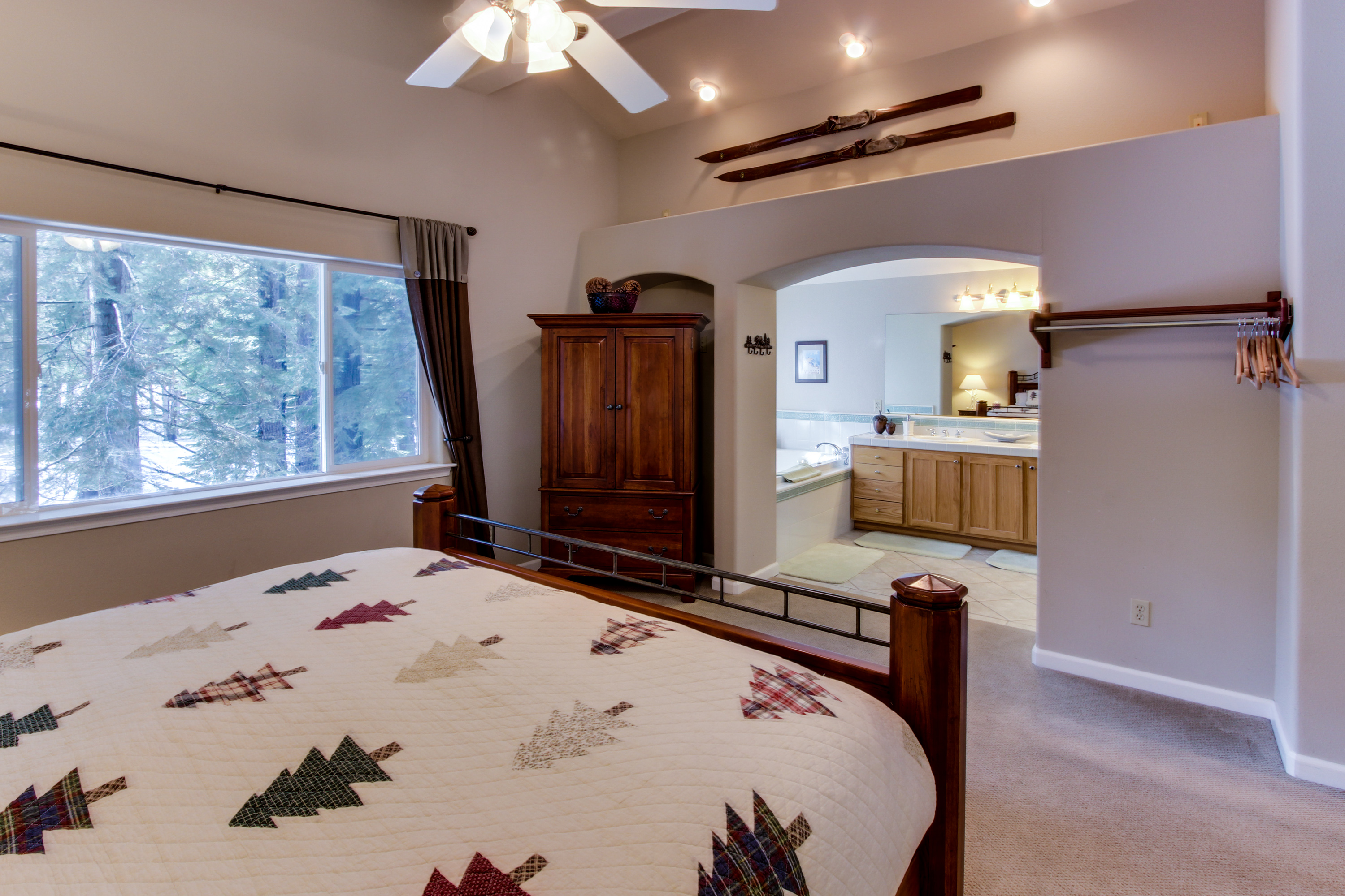 Lake Tahoe North Shore Home 978920
