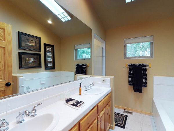 Lake Tahoe North Shore Home 978921