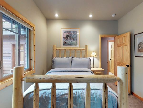 Lake Tahoe North Shore Home 978921