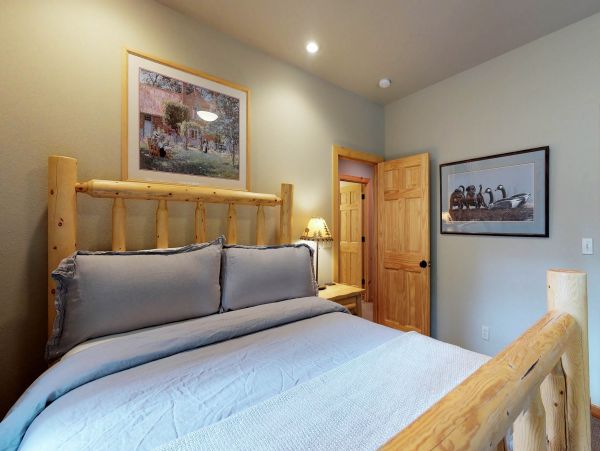 Lake Tahoe North Shore Home 978921