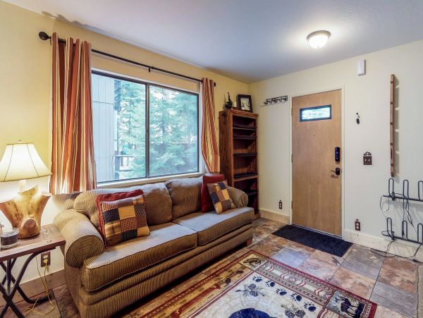 Lake Tahoe North Shore Home 978922